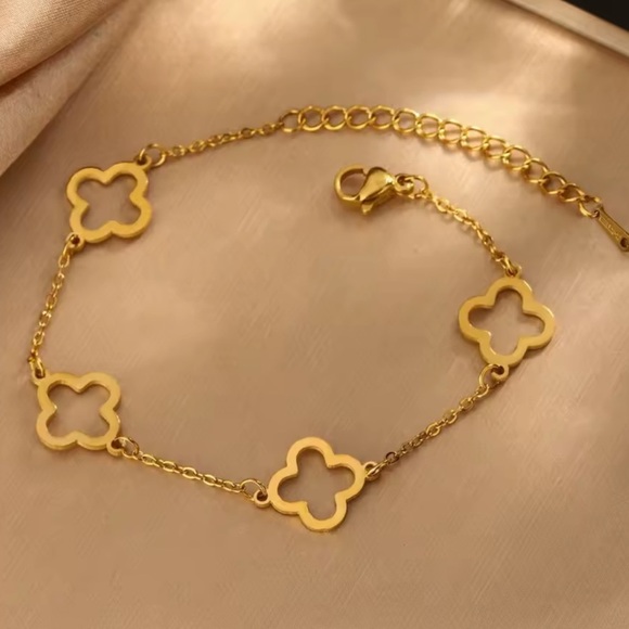 Zara Jewelry - 18 K  Gold Clover bracelet adjustable luxury gold